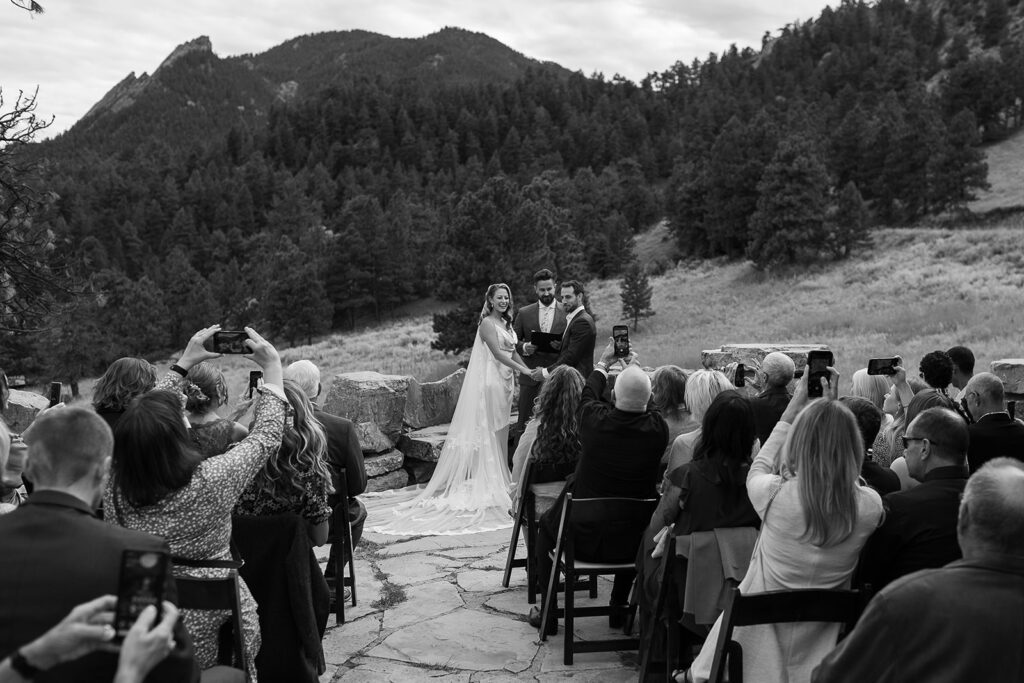 boulder wedding ceremony at halfway house
