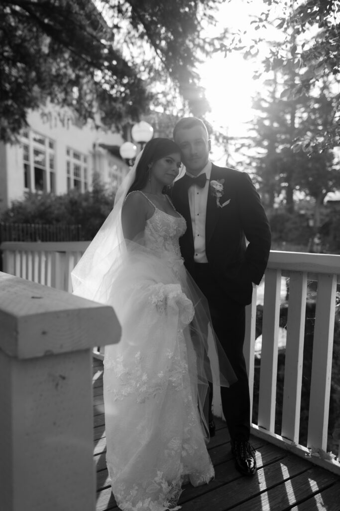 bride and groom in beautiful oregon light 